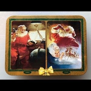 Coca Cola collector tin w/ playing cards
